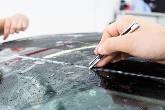 Card image cap for How to Wrap Exterior Trim on a Vehicle